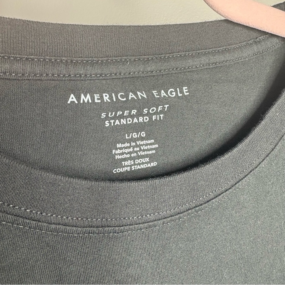 NWT American Eagle AE Photoreal Black Super Soft Long Sleeve Shirt Large - Picture 5 of 8